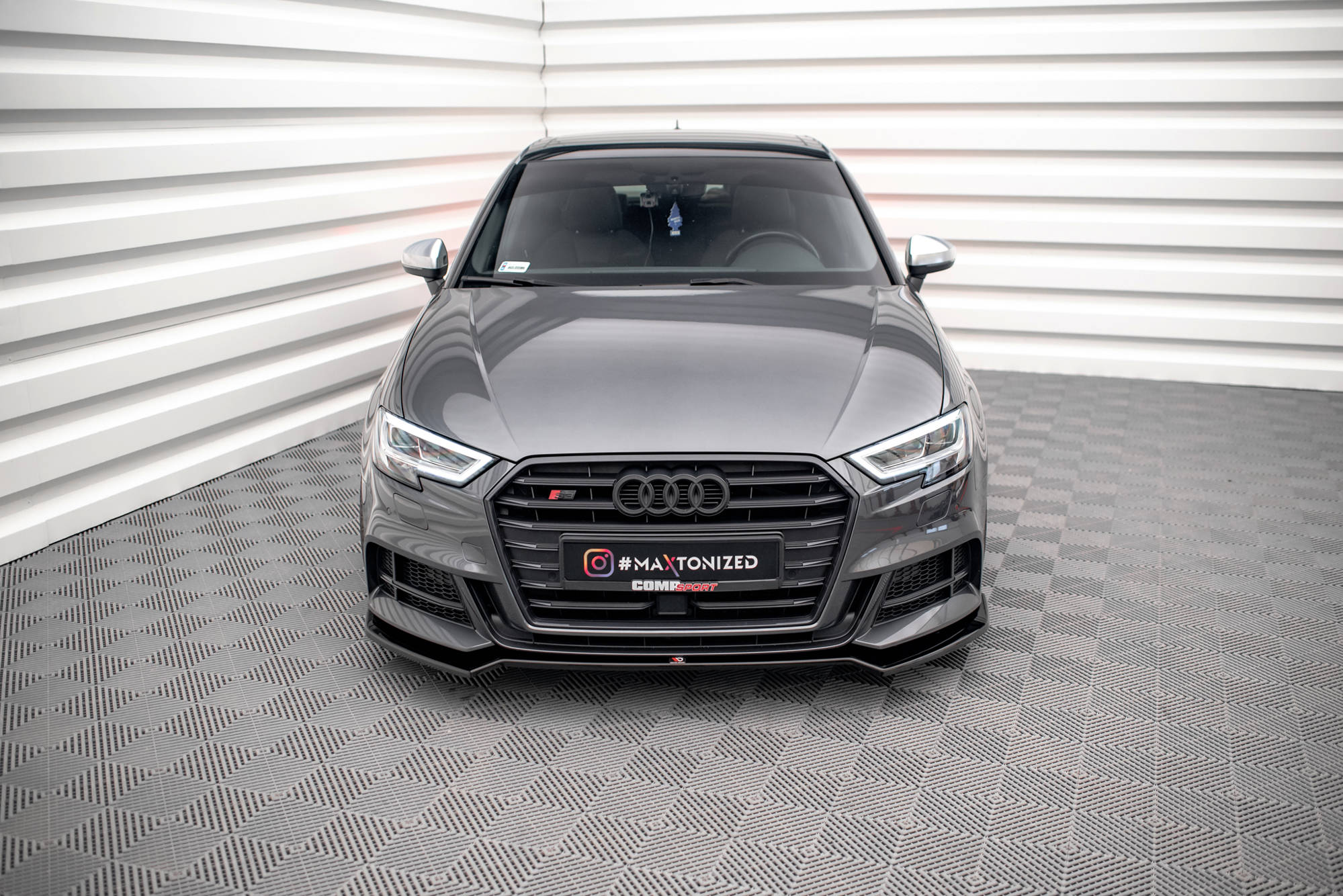 Maxton Design - Frontlippe V2 für Audi S3 / A3 S - Line Sportback 8V Facelift - Aerowerk.