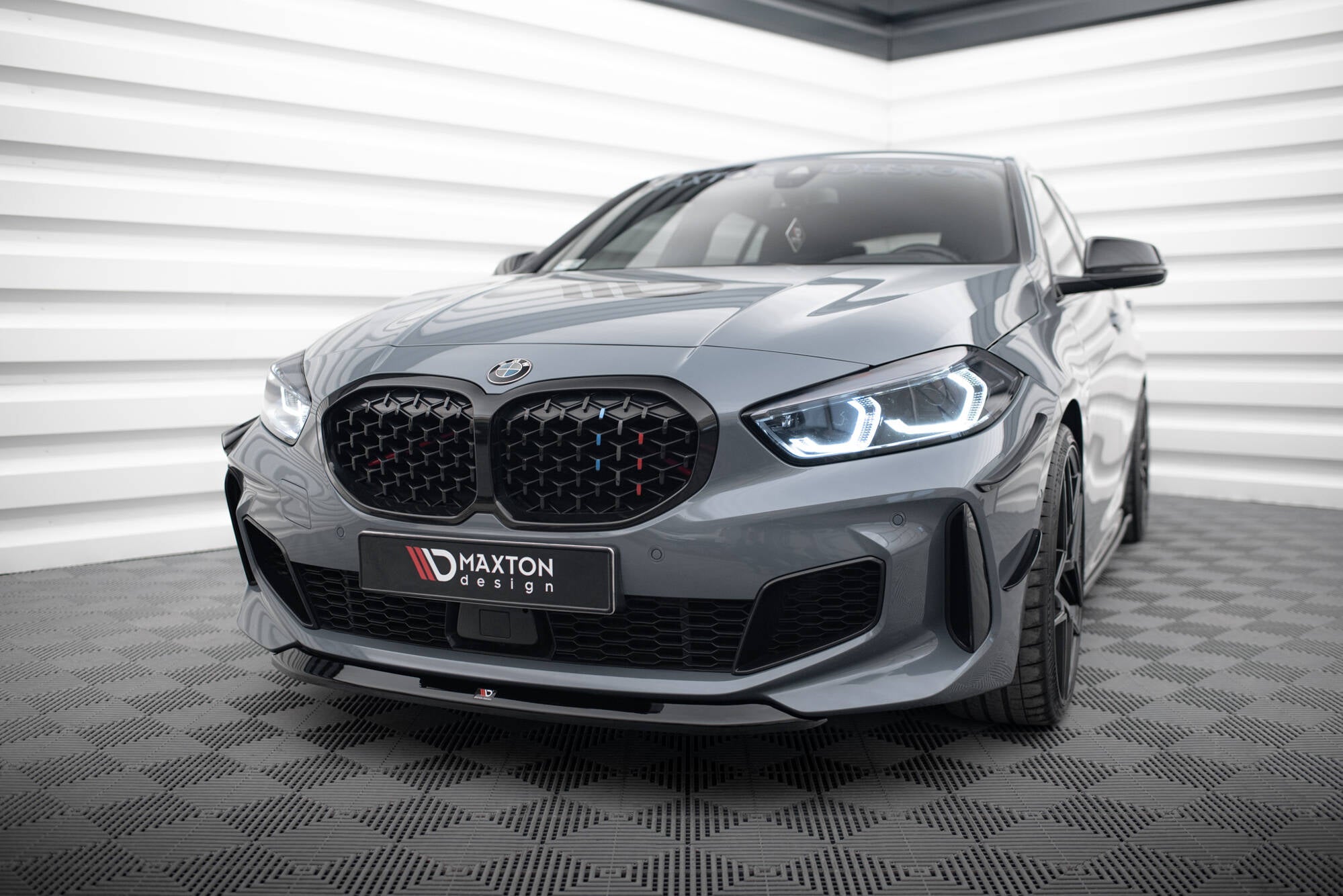 Maxton Design - Frontlippe V2 für BMW 1er M - Paket/ M135i / 128ti F40 - Aerowerk.