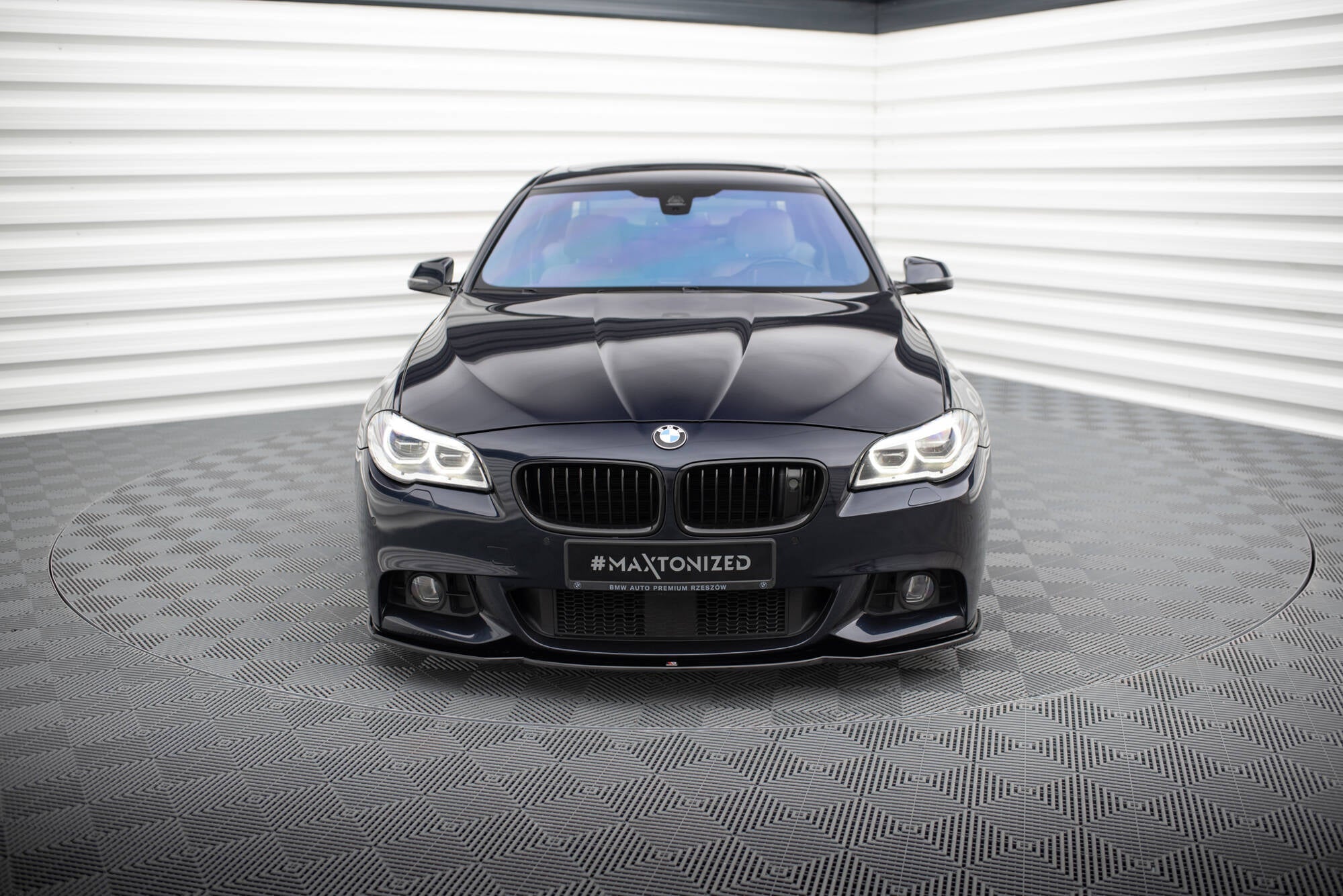 Maxton Design - Frontlippe V2 für BMW 5er F10/F11 M Paket - Aerowerk.