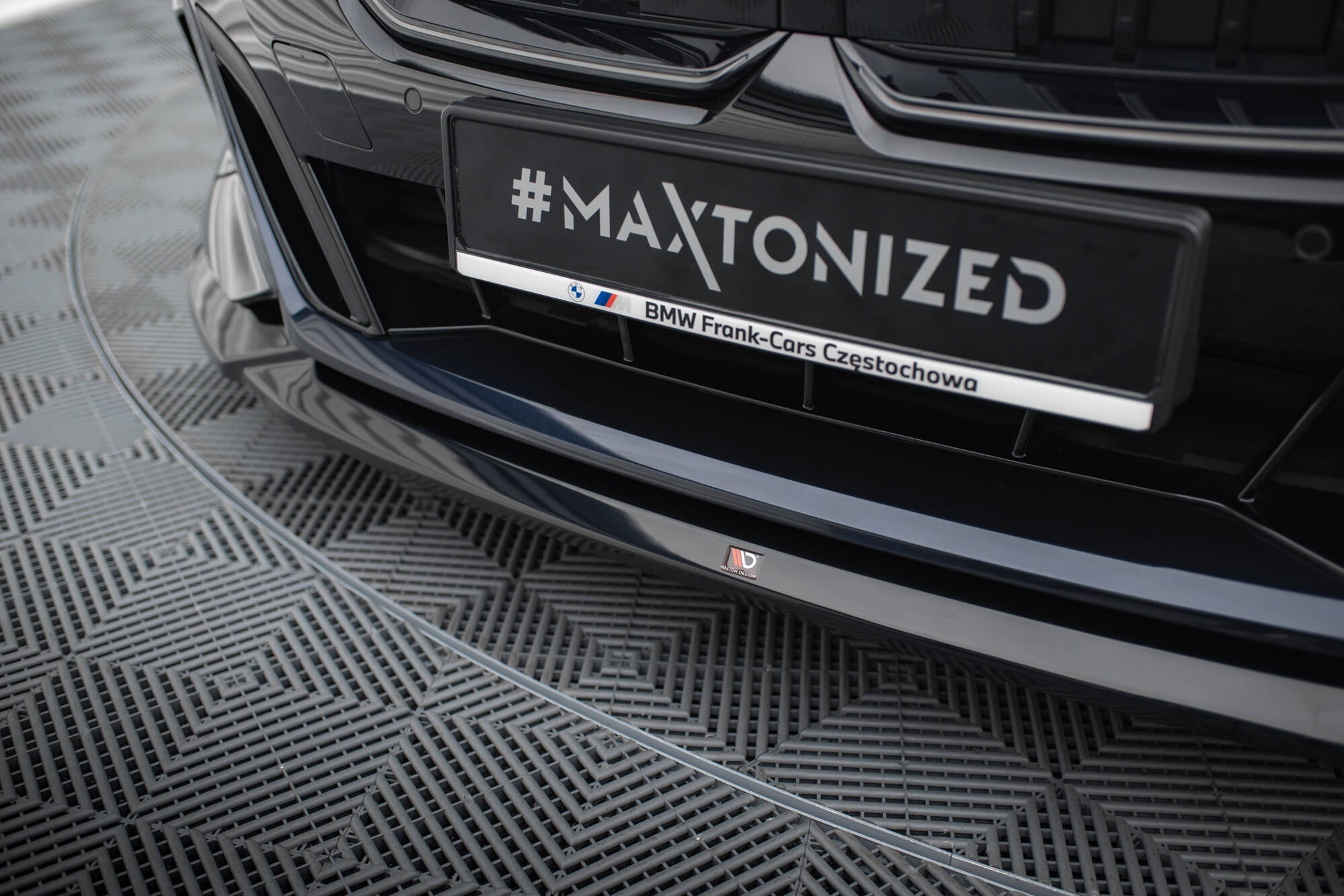 Maxton Design - Frontlippe V.2 für BMW 5er / i5 M - Paket G60 - Aerowerk.