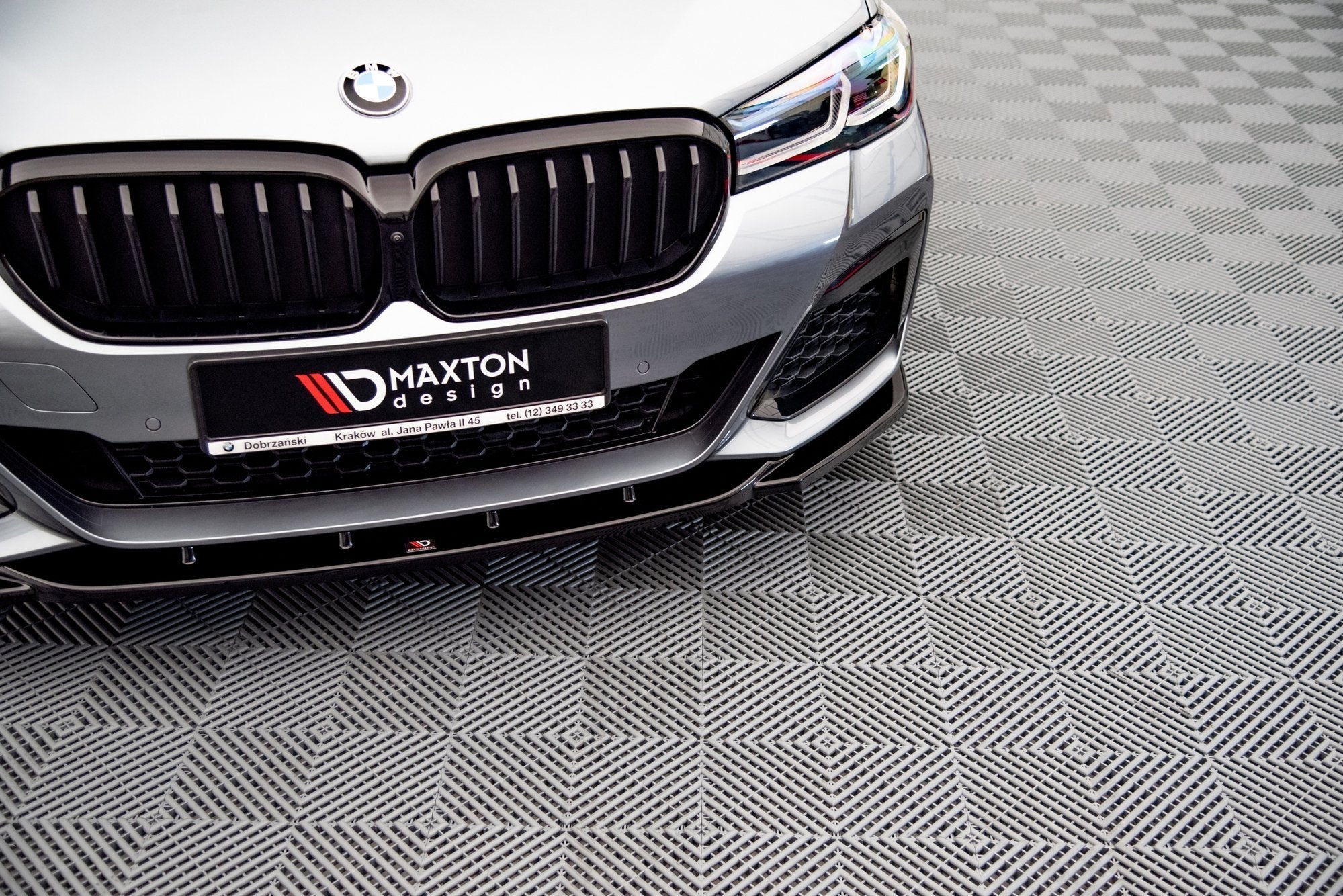 Maxton Design - Frontlippe V2 für BMW 5er M - Paket / M550i / M550d G30 Facelift - Aerowerk.