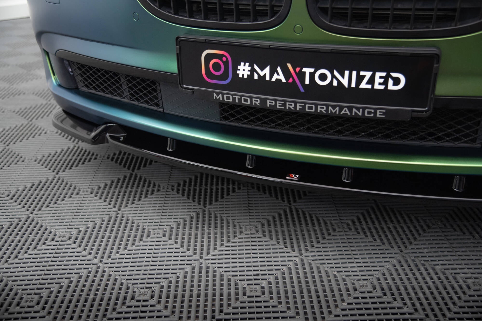 Maxton Design - Frontlippe V.2 für BMW 7er F01 - Aerowerk.