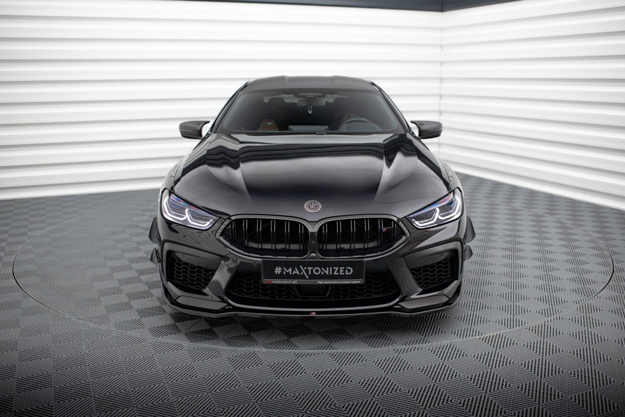 Maxton Design - Frontlippe V2 für BMW M8 Gran Coupe F93 / Coupe F92 - Aerowerk.
