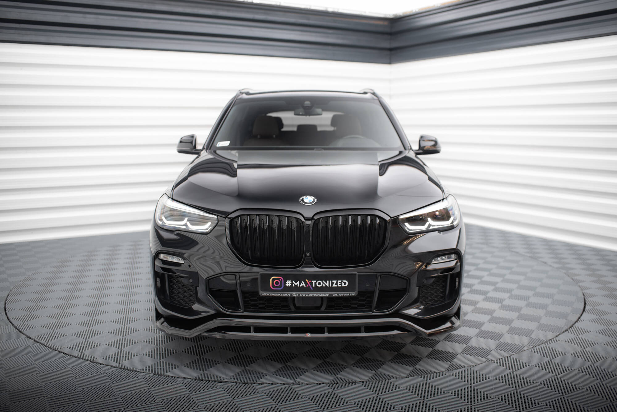 Maxton Design - Frontlippe V.2 für BMW X5 M - Paket G05 - Aerowerk.