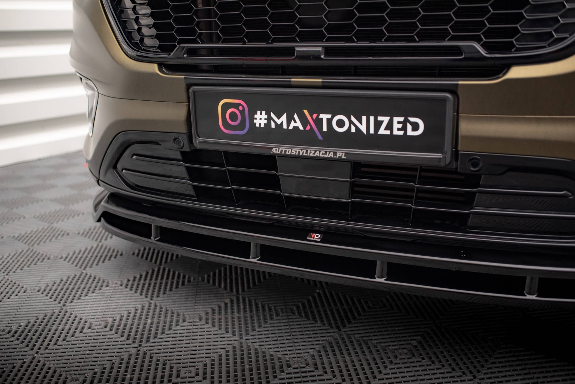 Maxton Design - Frontlippe V2 für Ford Transit Custom Mk1 Facelift / Tourneo Custom Mk1 Facelift - Aerowerk.
