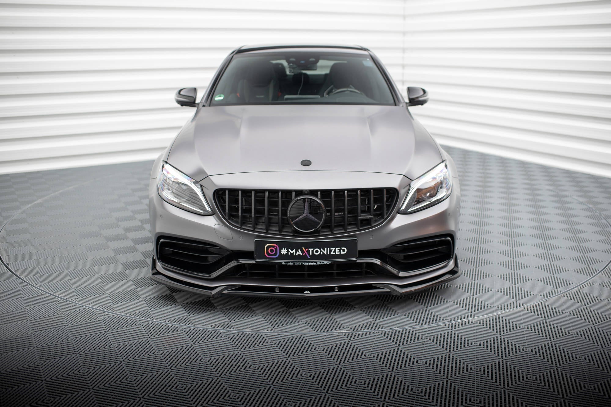 Maxton Design - Frontlippe V2 für Mercedes - AMG C63 Limousine / Kombi W205 Facelift - Aerowerk.