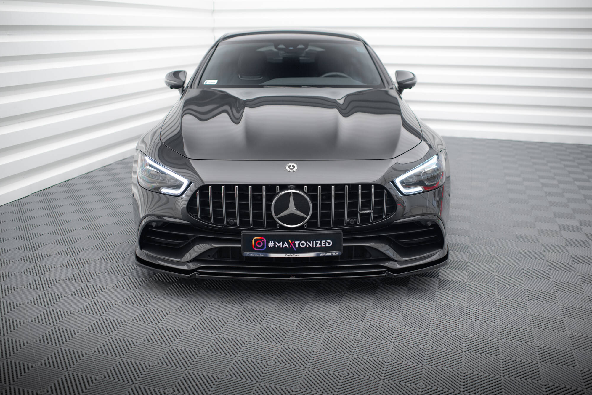 Maxton Design - Frontlippe V2 für Mercedes - AMG GT 53 4 - Door Coupe - Aerowerk.