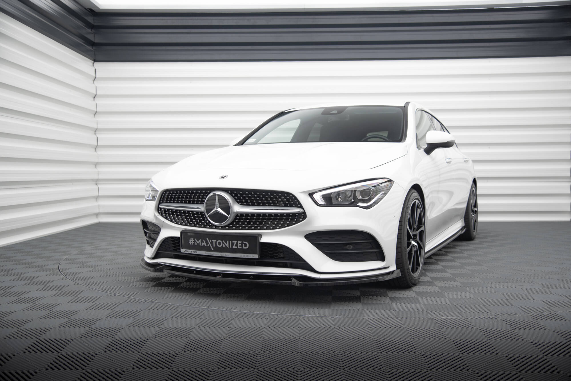 Maxton Design - Frontlippe V2 für Mercedes - Benz CLA A35 AMG / AMG - Line C118 - Aerowerk.