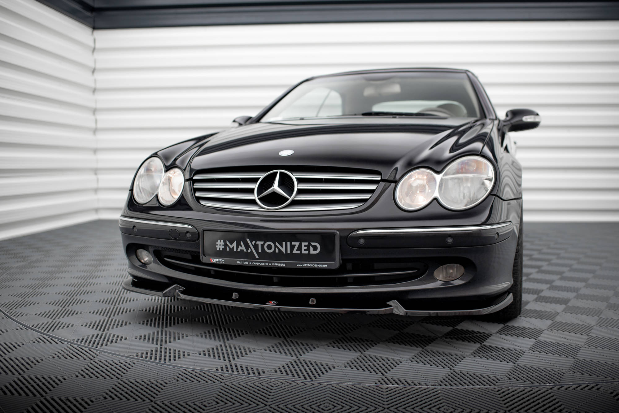 Maxton Design - Frontlippe V2 für Mercedes - Benz CLK W209 - Aerowerk.