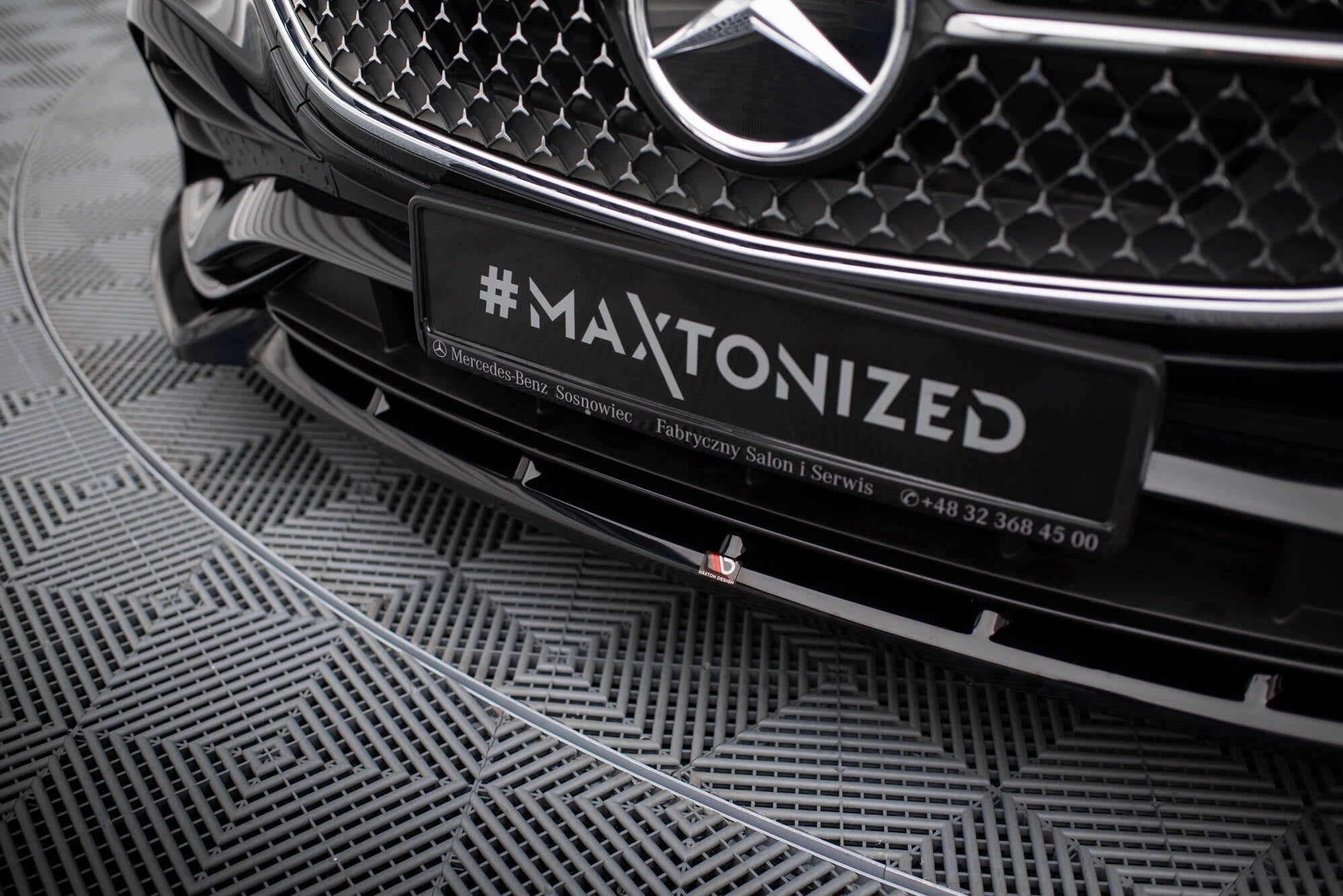 Maxton Design - Frontlippe V2 für Mercedes - Benz E AMG - Line W214 - Aerowerk.