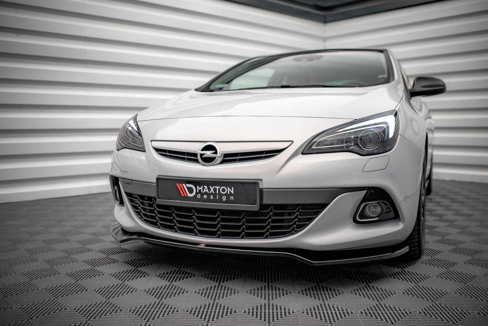 Maxton Design - Frontlippe V2 für Opel Astra GTC OPC - Line J - Aerowerk.