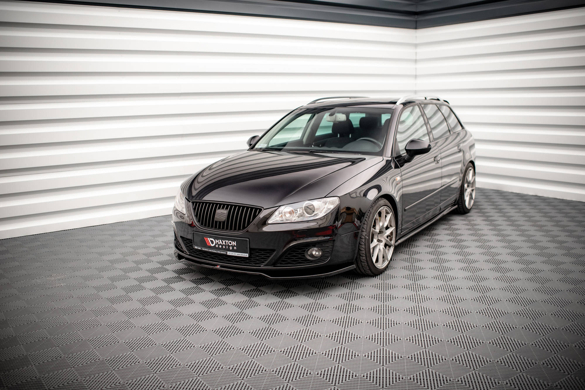 Maxton Design - Frontlippe V2 für Seat Exeo - Aerowerk.