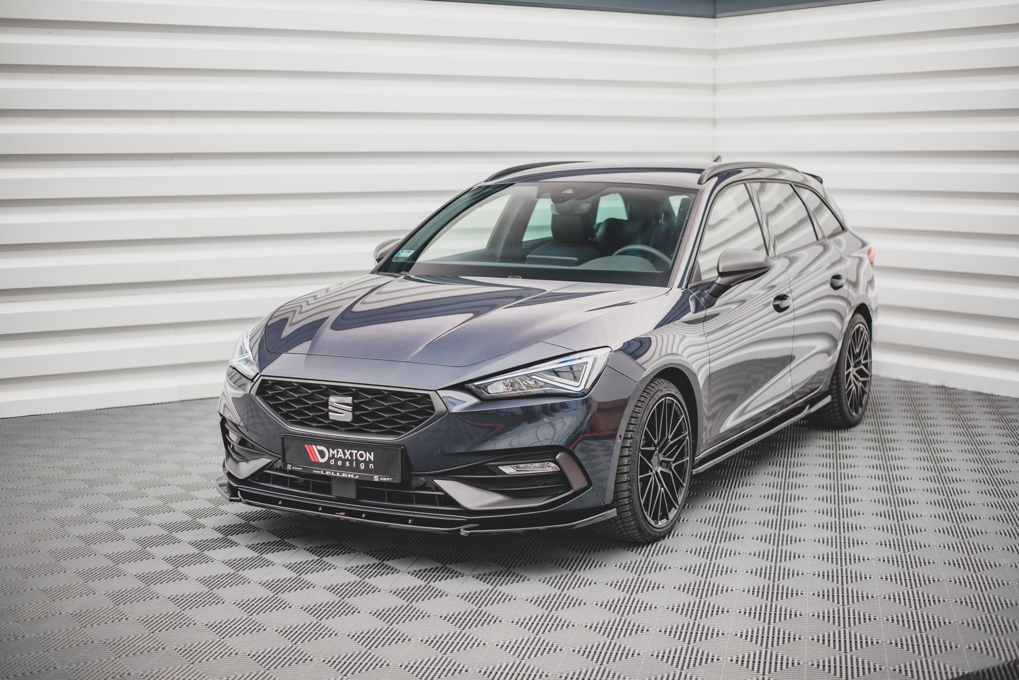 Maxton Design - Frontlippe V2 für Seat Leon FR Mk4 - Aerowerk.