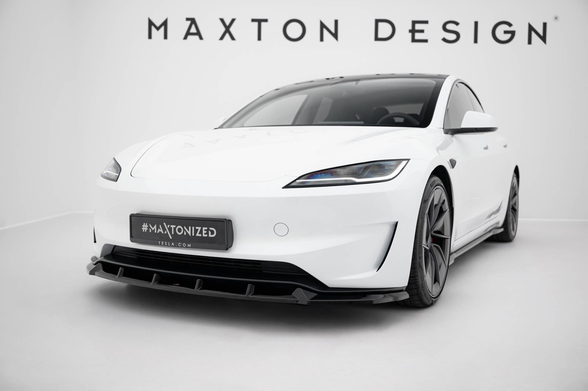 Maxton Design - Frontlippe V2 für Tesla Model 3 Performance Mk1 Facelift - Aerowerk.