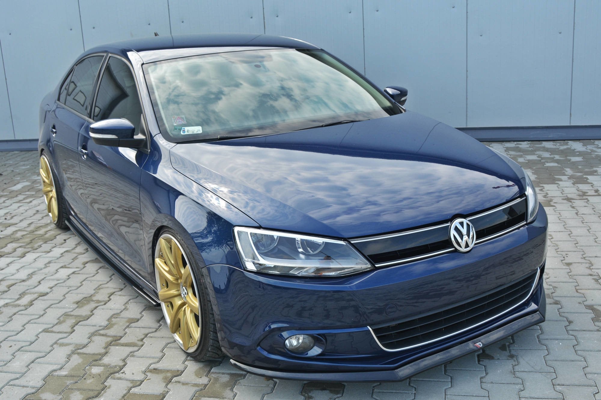 Maxton Design - Frontlippe V2 für VOLKSWAGEN JETTA MK6 SEDAN vor Facelift - Aerowerk.