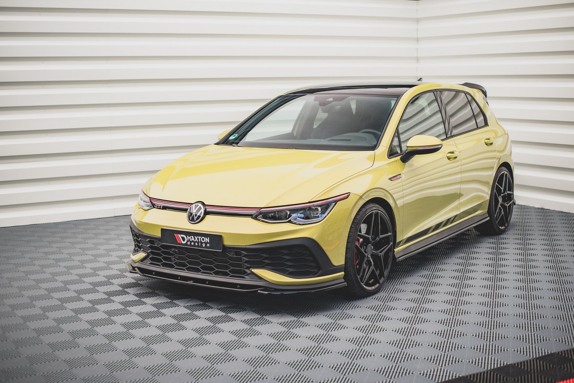 Maxton Design - Frontlippe V2 für VW Golf GTI Clubsport Mk8 - Aerowerk.