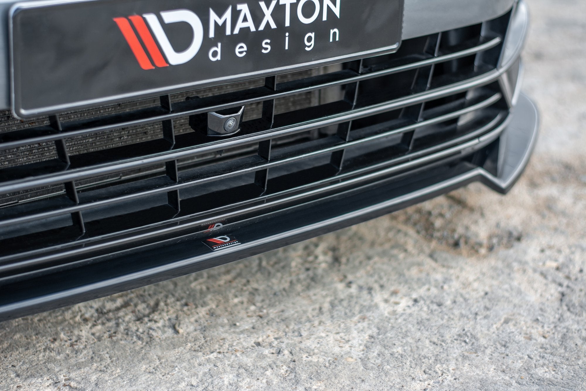 Maxton Design - Frontlippe V2 für VW Passat R - Line B8 - Aerowerk.