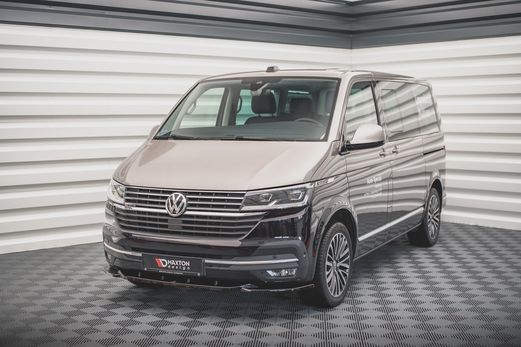 Maxton Design - Frontlippe V2 für VW T6 Facelift - Aerowerk.