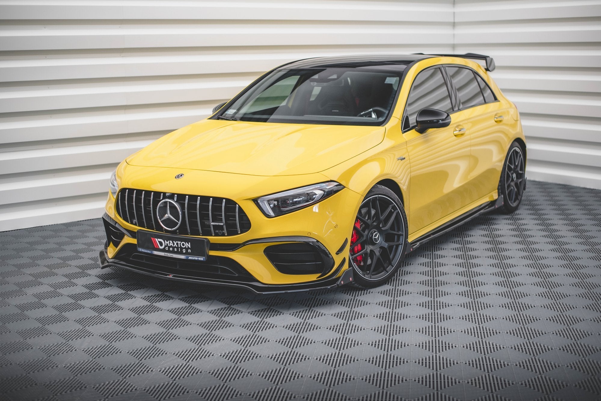 Maxton Design - Frontlippe V3 + Flaps für Mercedes - AMG A 45 S Aero Pack W177 - Aerowerk.