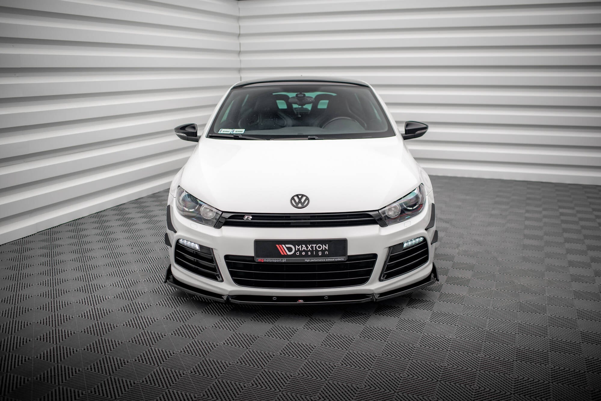 Maxton Design - Frontlippe V3 + Flaps für VW Scirocco R Mk3 - Aerowerk.