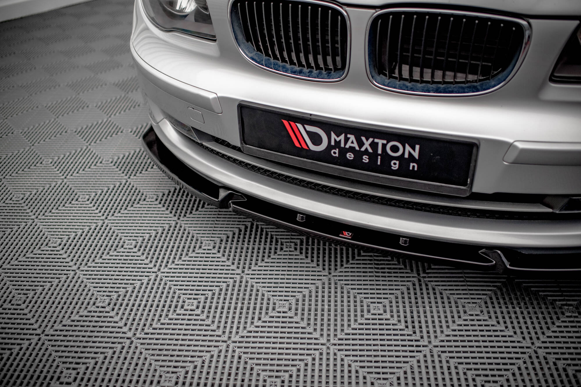 Maxton Design - Frontlippe V.3 für BMW 1er E81 Facelift - Aerowerk.