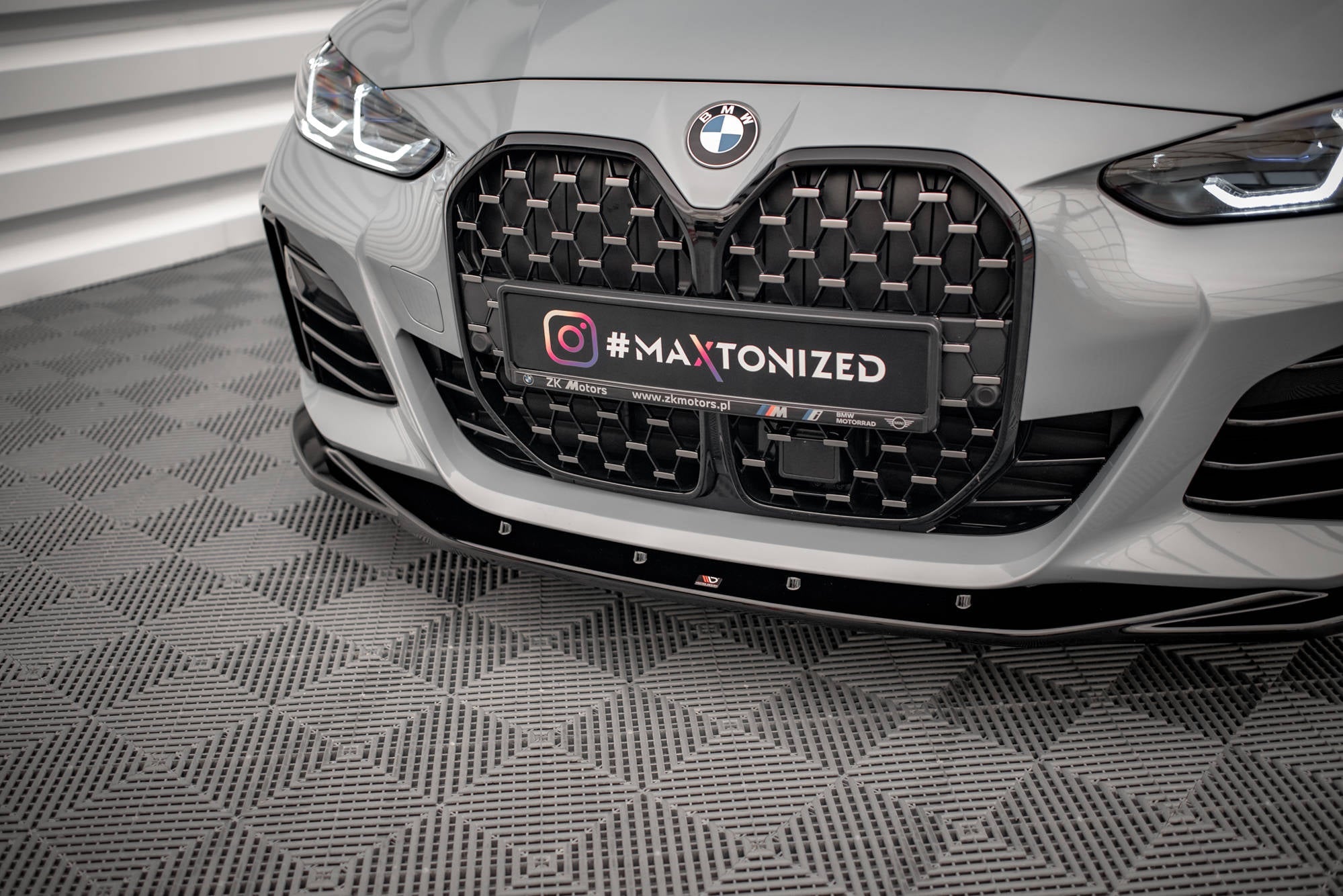 Maxton Design - Frontlippe V.3 für BMW 4er / i4 Gran Coupe M - Paket / M440i G26 - Aerowerk.