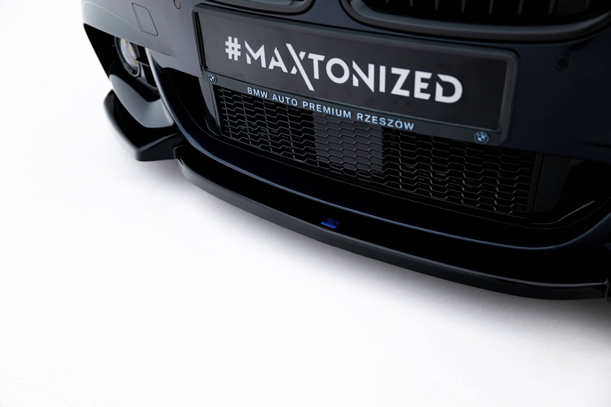 Maxton Design - Frontlippe V3 für BMW 5er F10/F11 M - Paket - Aerowerk.