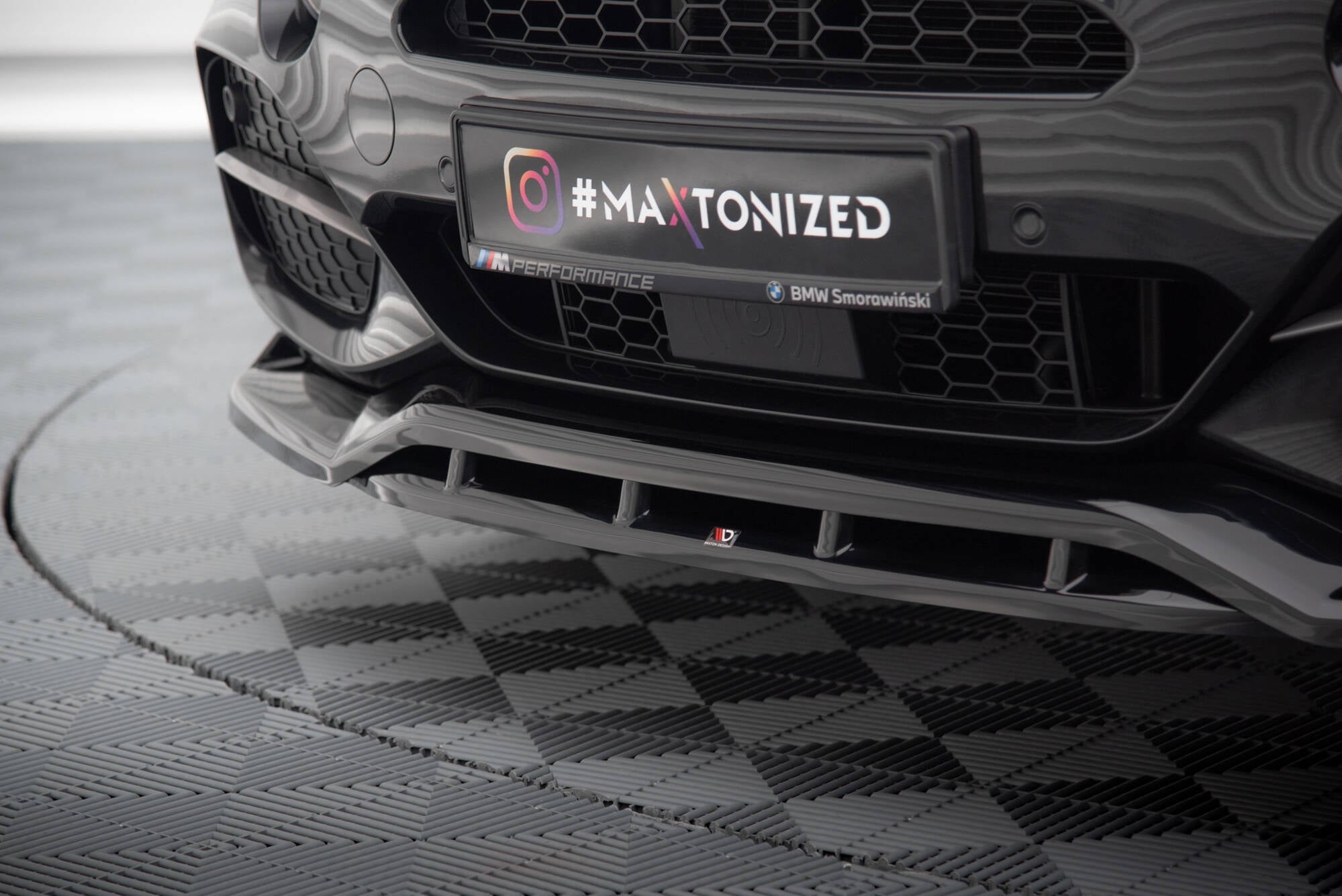Maxton Design - Frontlippe V.3 für BMW X5 M - Paket F15 - Aerowerk.