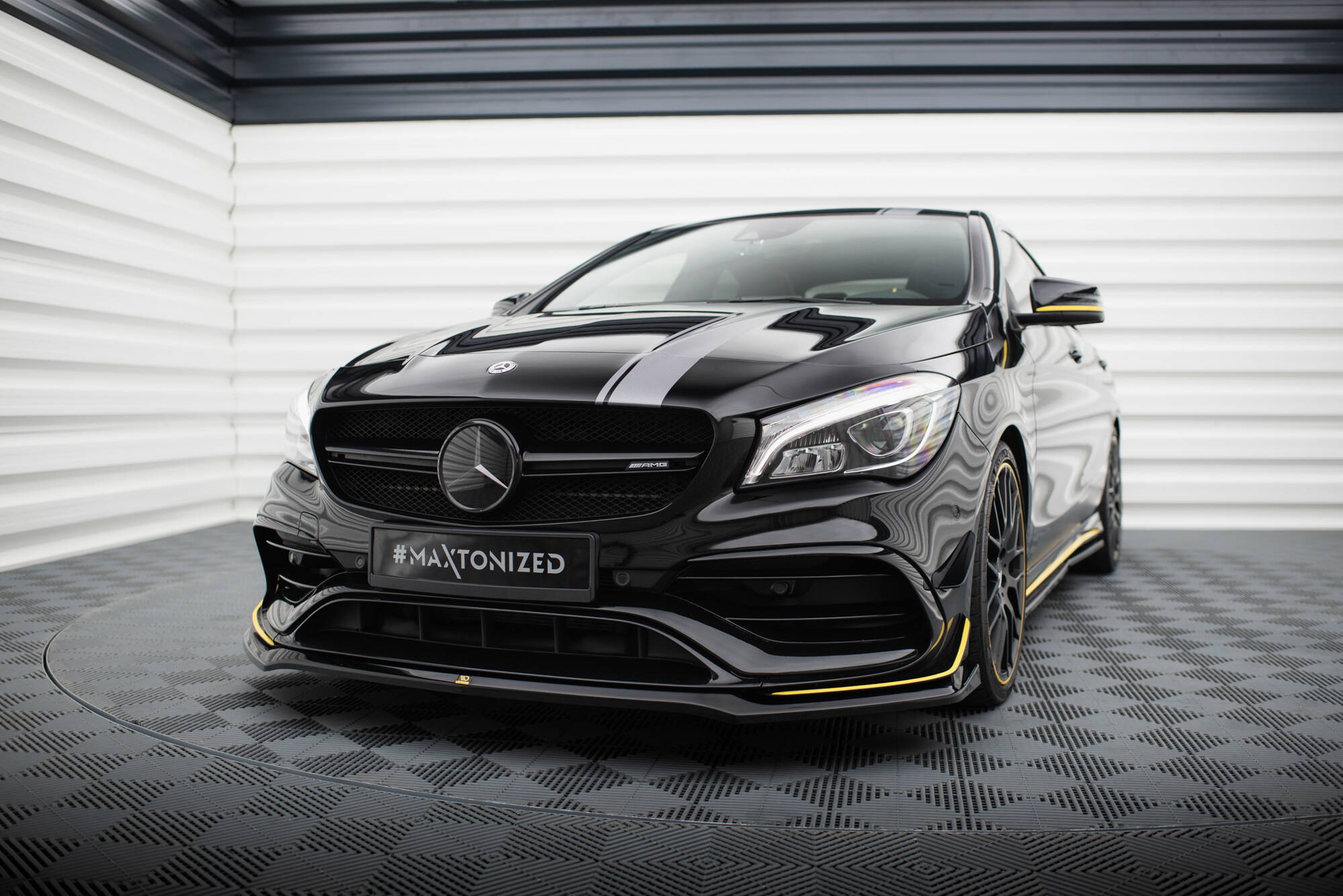 Maxton Design - Frontlippe V3 für Mercedes - AMG CLA 45 Aero C117 Facelift - Aerowerk.
