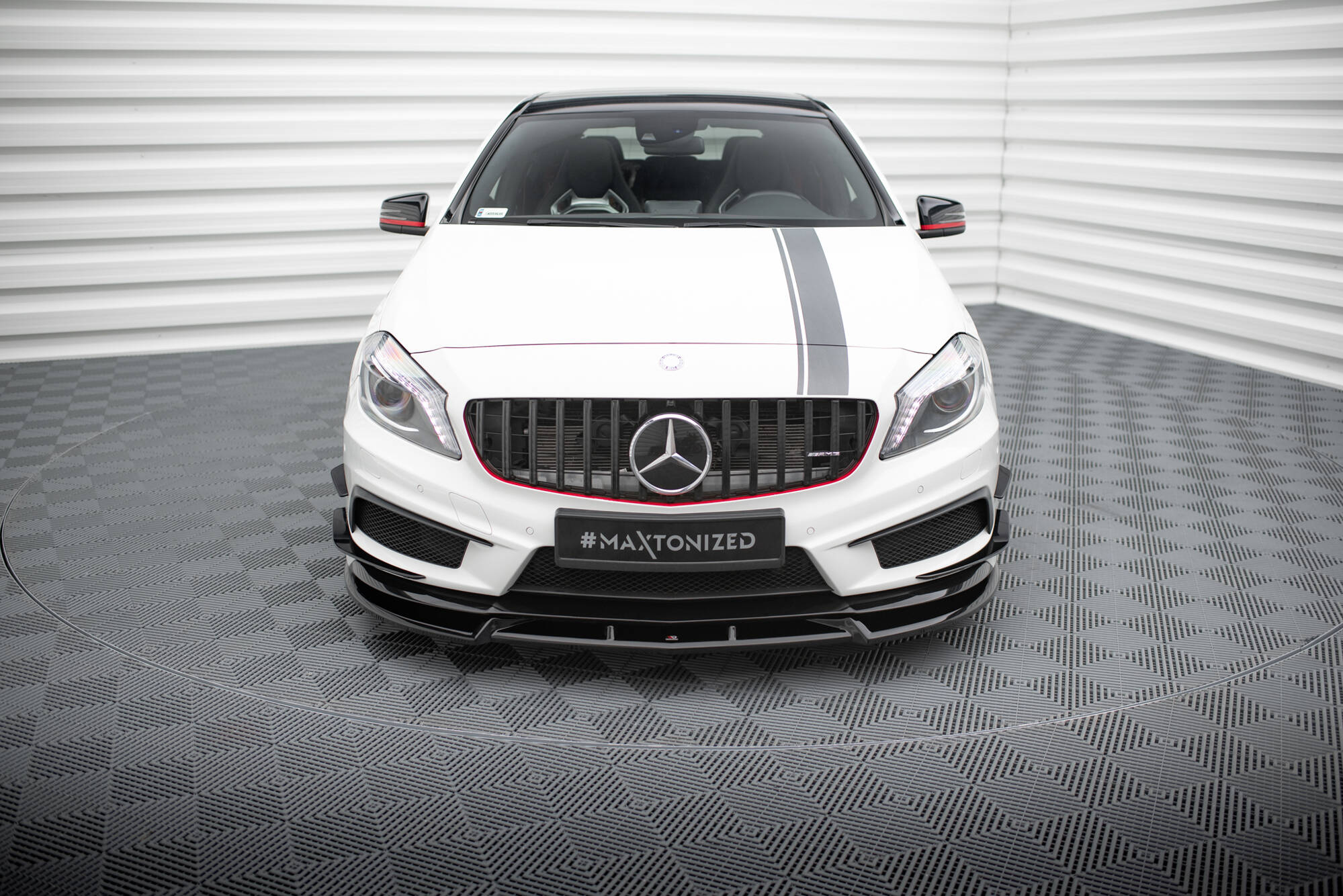 Maxton Design - Frontlippe V3 für Mercedes - Benz A45 AMG W176 - Aerowerk.