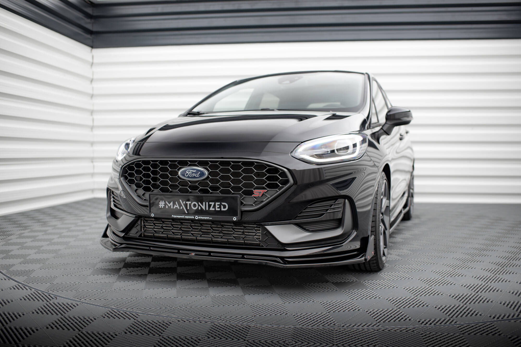 Maxton Design - Frontlippe V4 + Flaps für Ford Fiesta ST / ST - line Mk8 Facelift - Aerowerk.