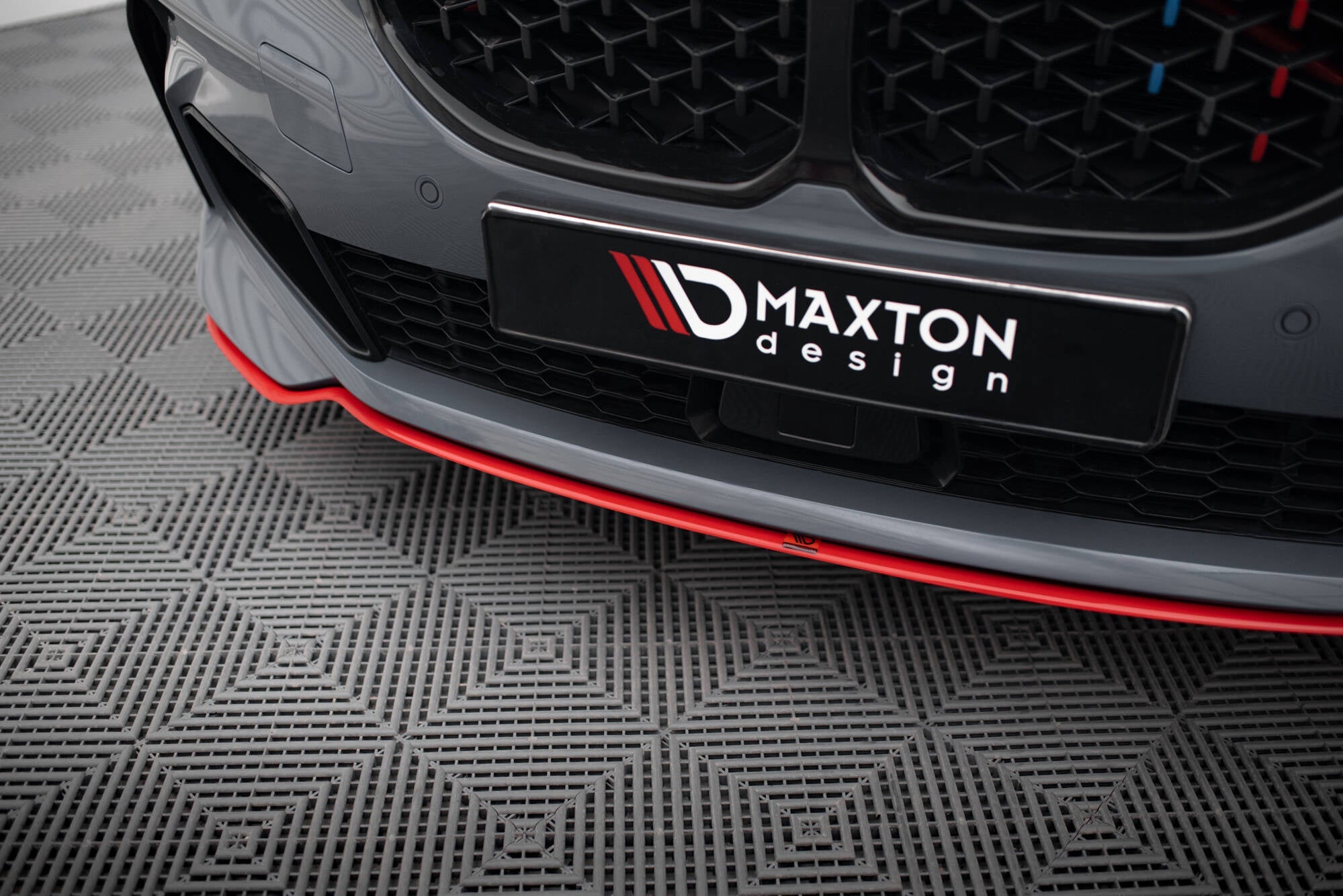 Maxton Design - Frontlippe V4 für BMW 1er M - Paket/ M135i / 128ti F40 - Aerowerk.