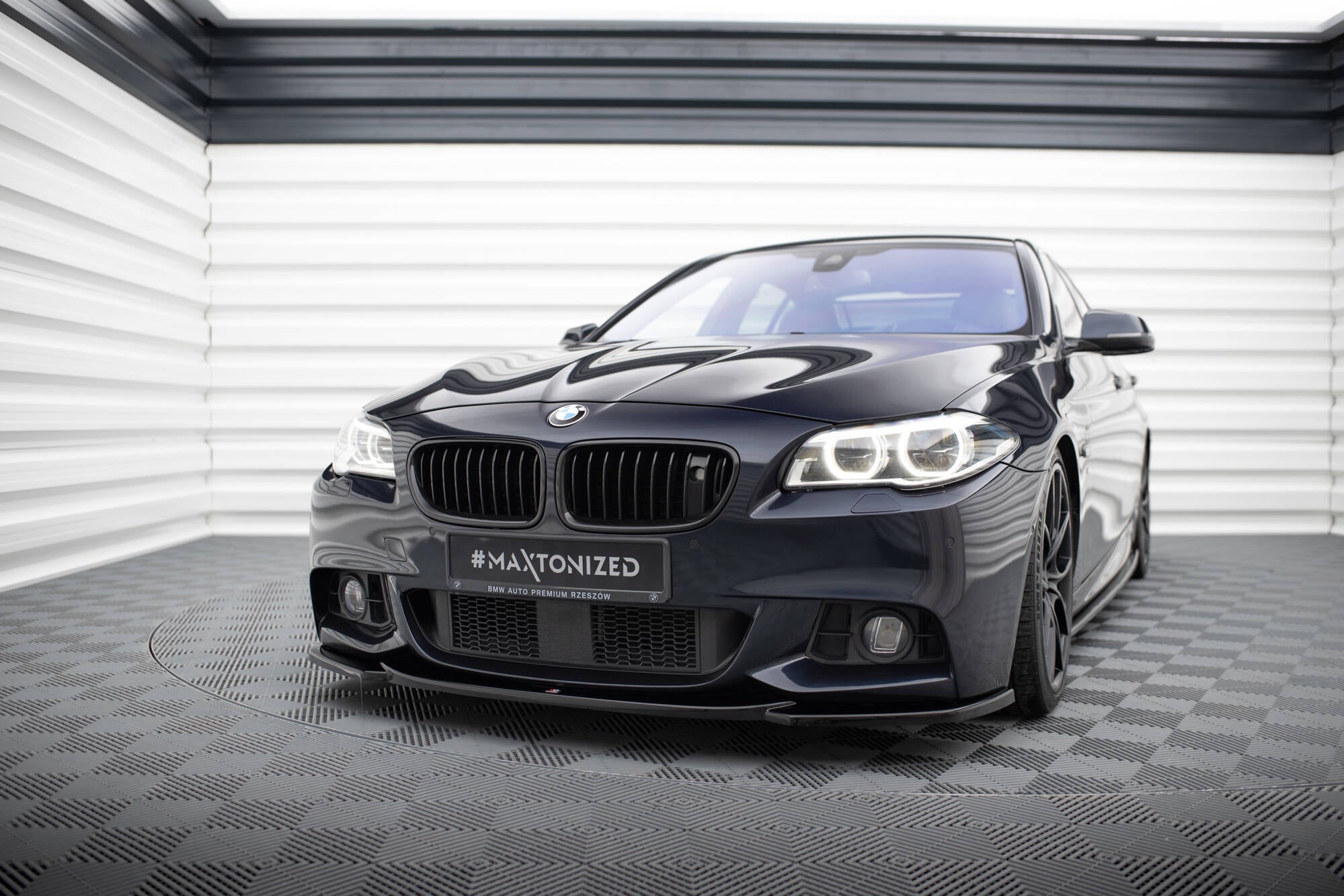 Maxton Design - Frontlippe V4 für BMW 5er F10/F11 M - Paket - Aerowerk.