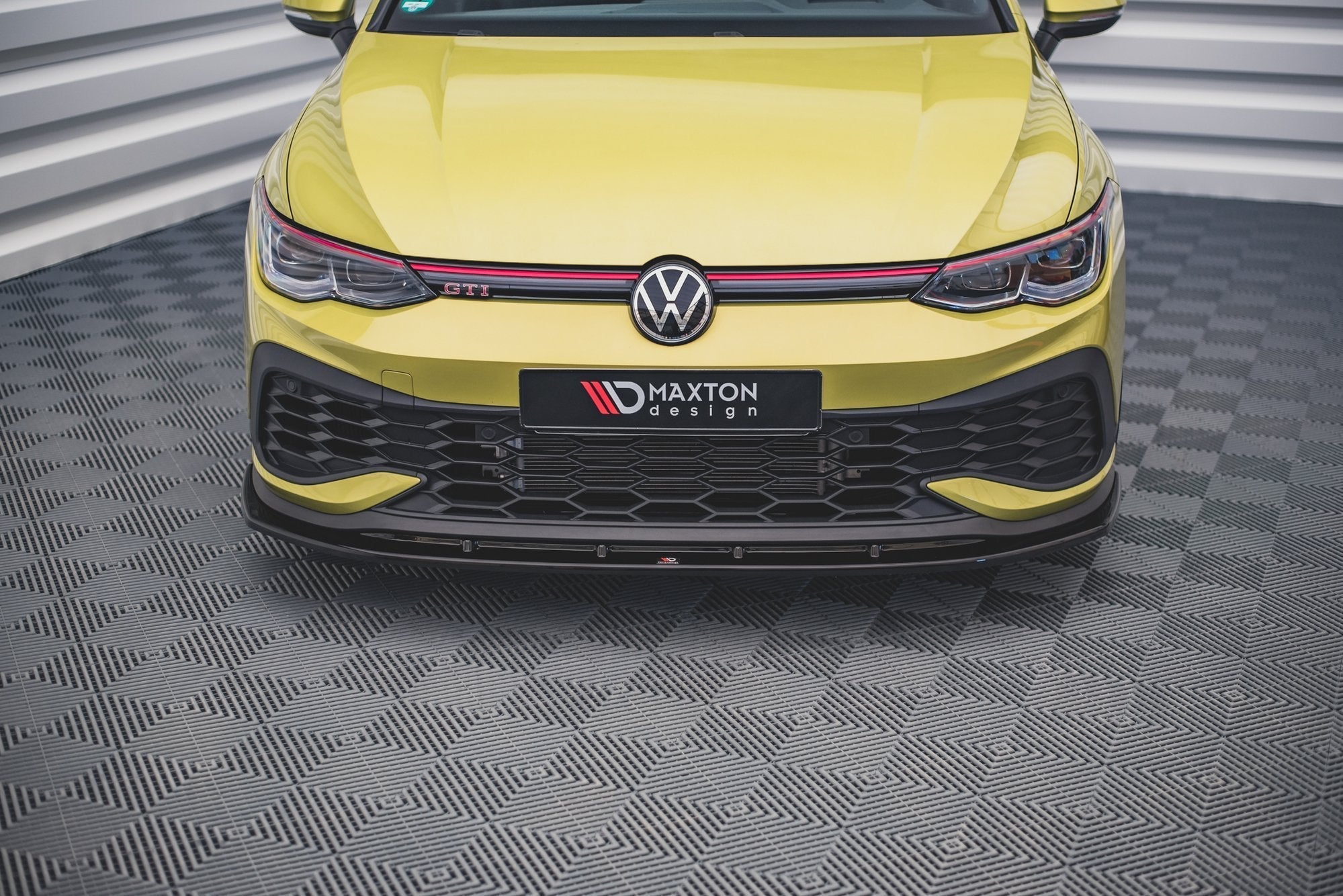 Maxton Design - Frontlippe V4 für VW Golf GTI Clubsport Mk8 - Aerowerk.