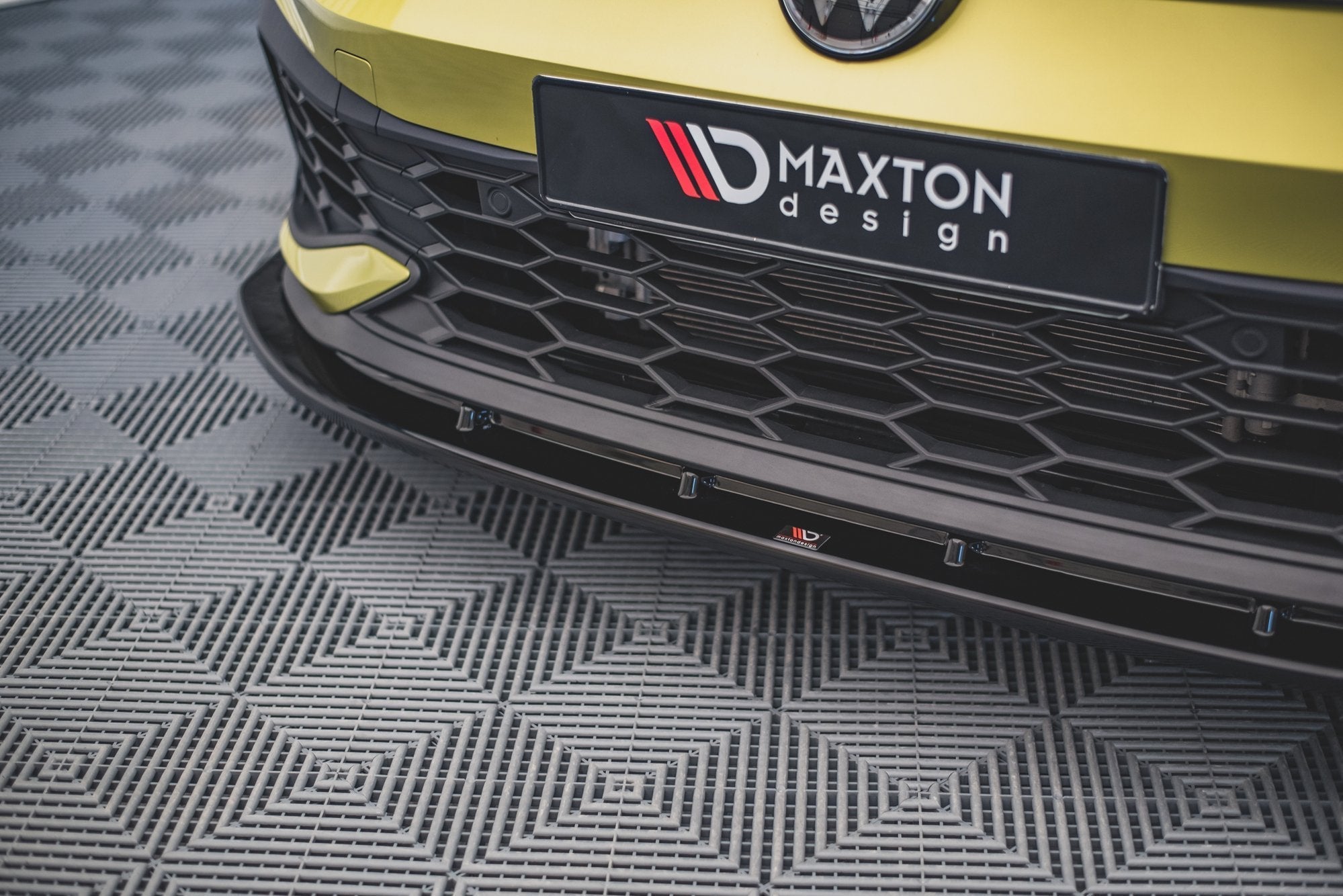 Maxton Design - Frontlippe V4 für VW Golf GTI Clubsport Mk8 - Aerowerk.