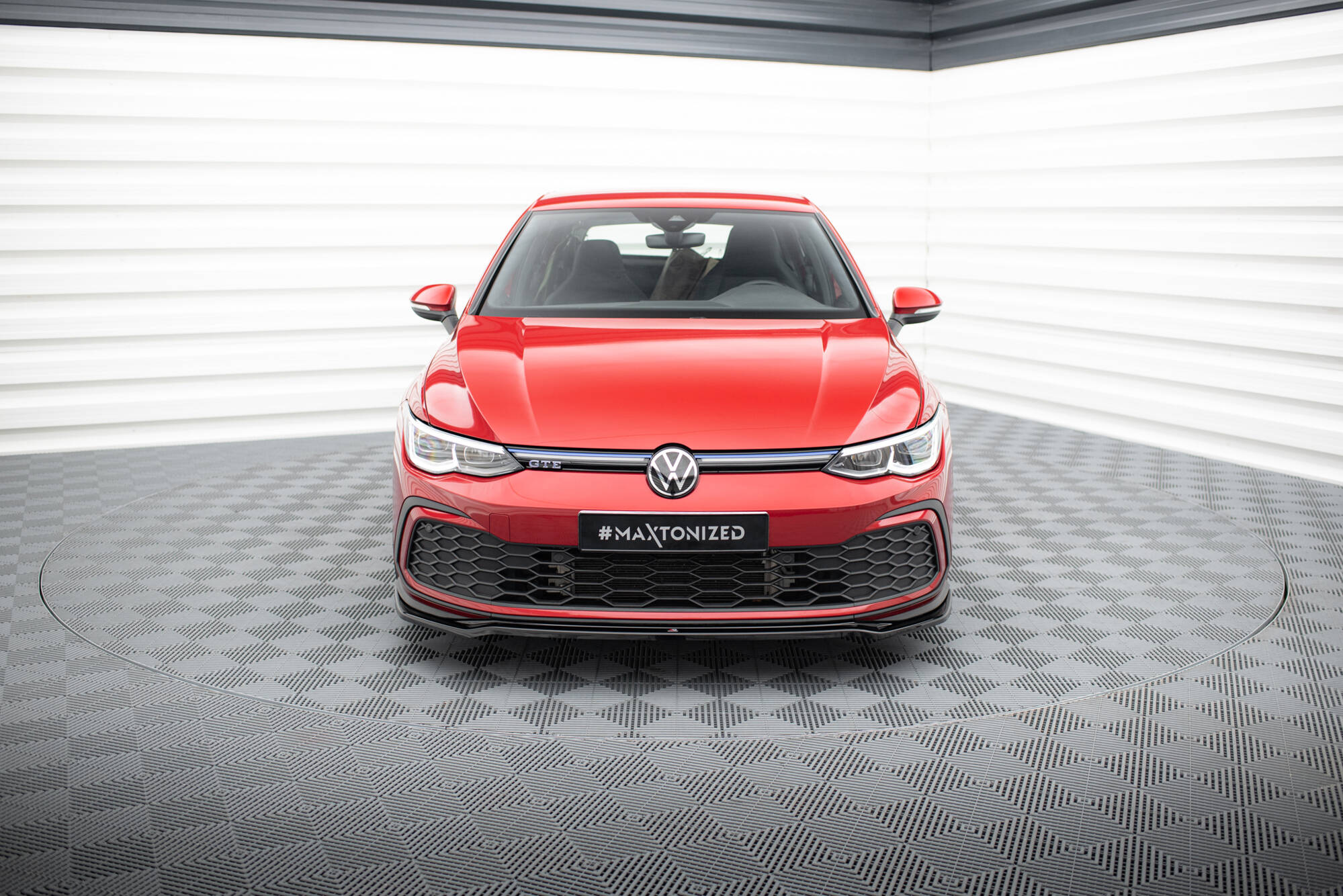 Maxton Design - Frontlippe V4 für VW Golf GTI / GTE / GTD / R - Line Mk8 - Aerowerk.