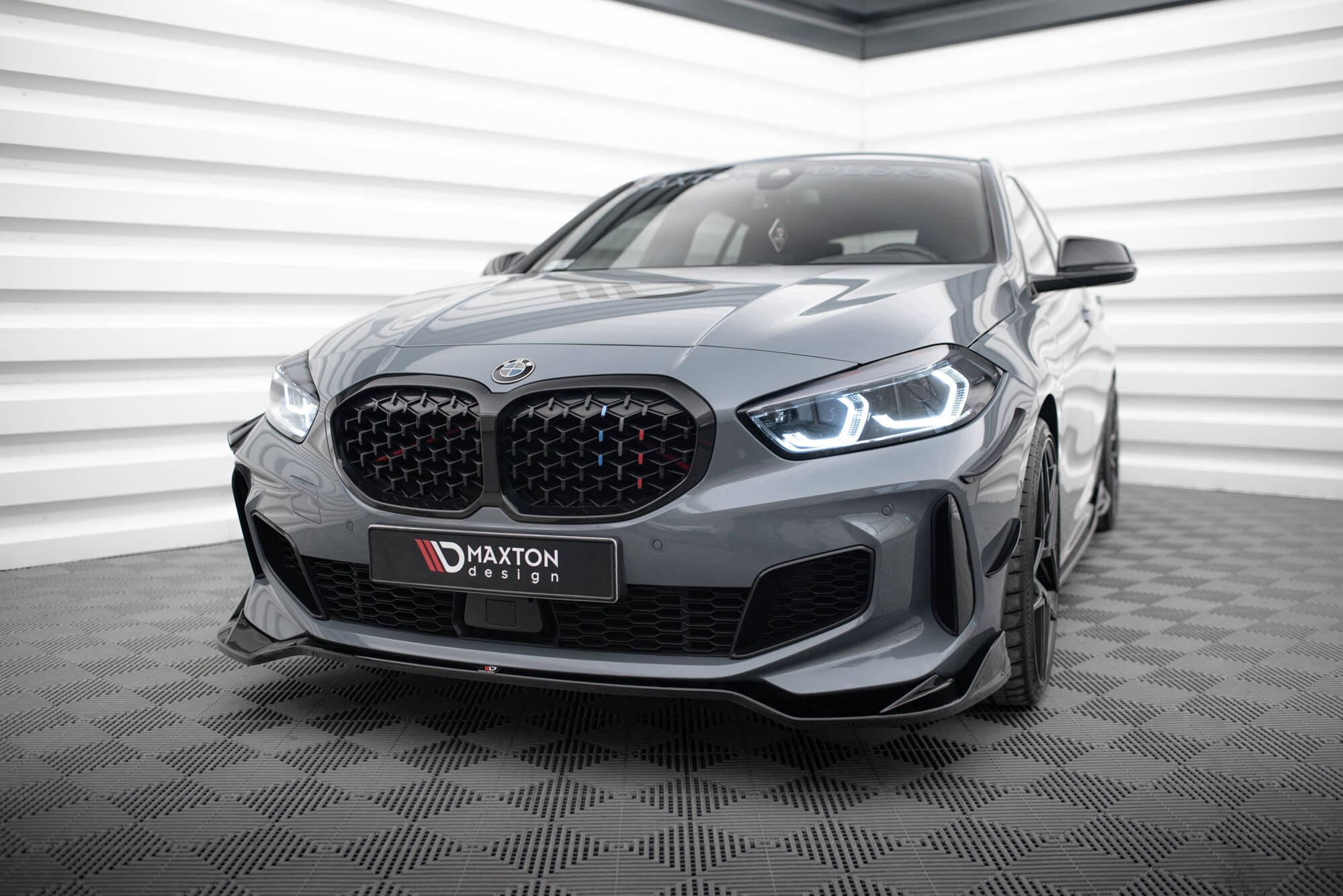 Maxton Design - Frontlippe V5 für BMW 1er M - Paket / M135i / 128ti F40 - Aerowerk.