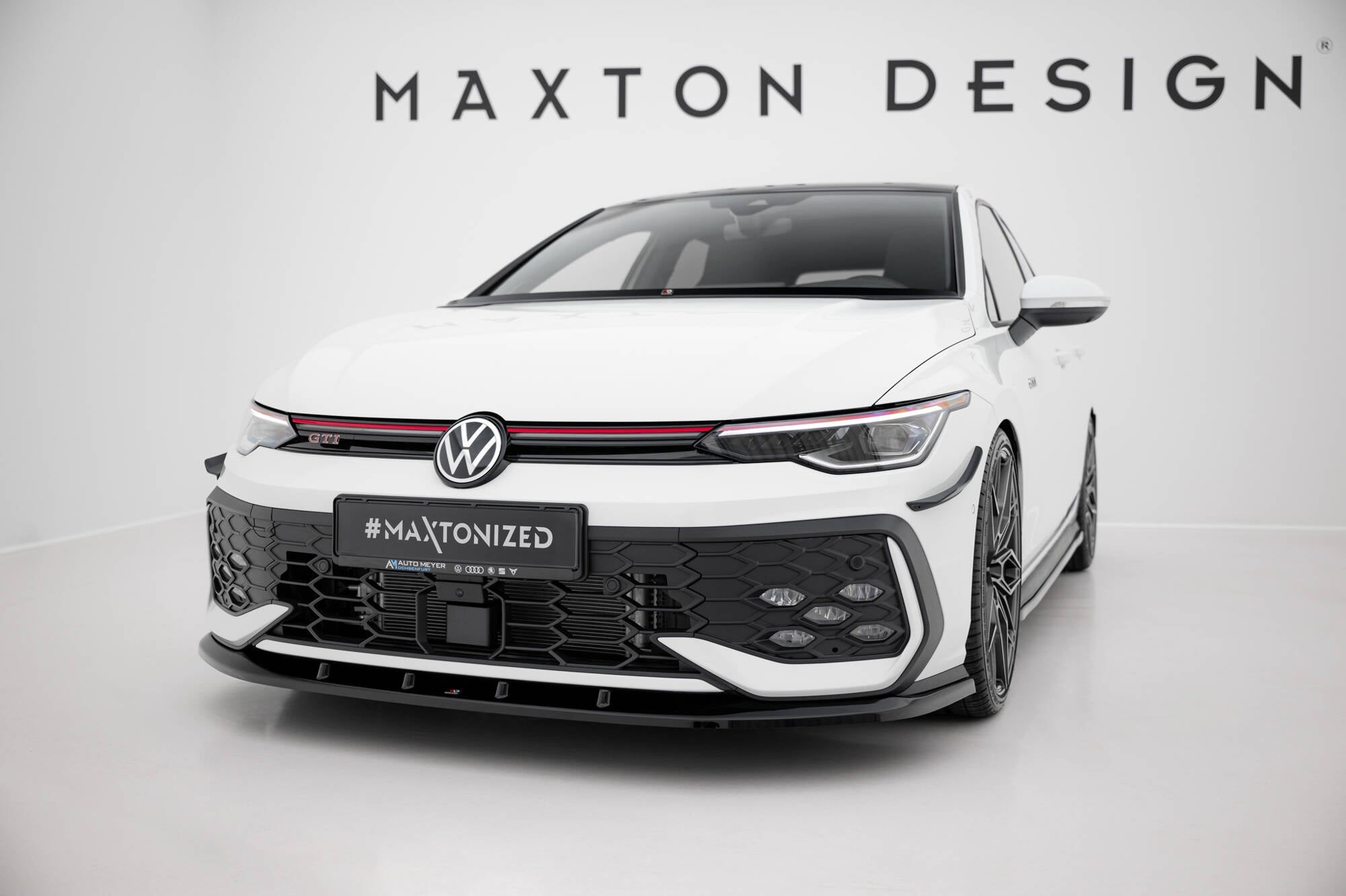 Maxton Design - Frontlippe V5 für VW Golf GTI / GTE / R - Line Mk8 Facelift - Aerowerk.