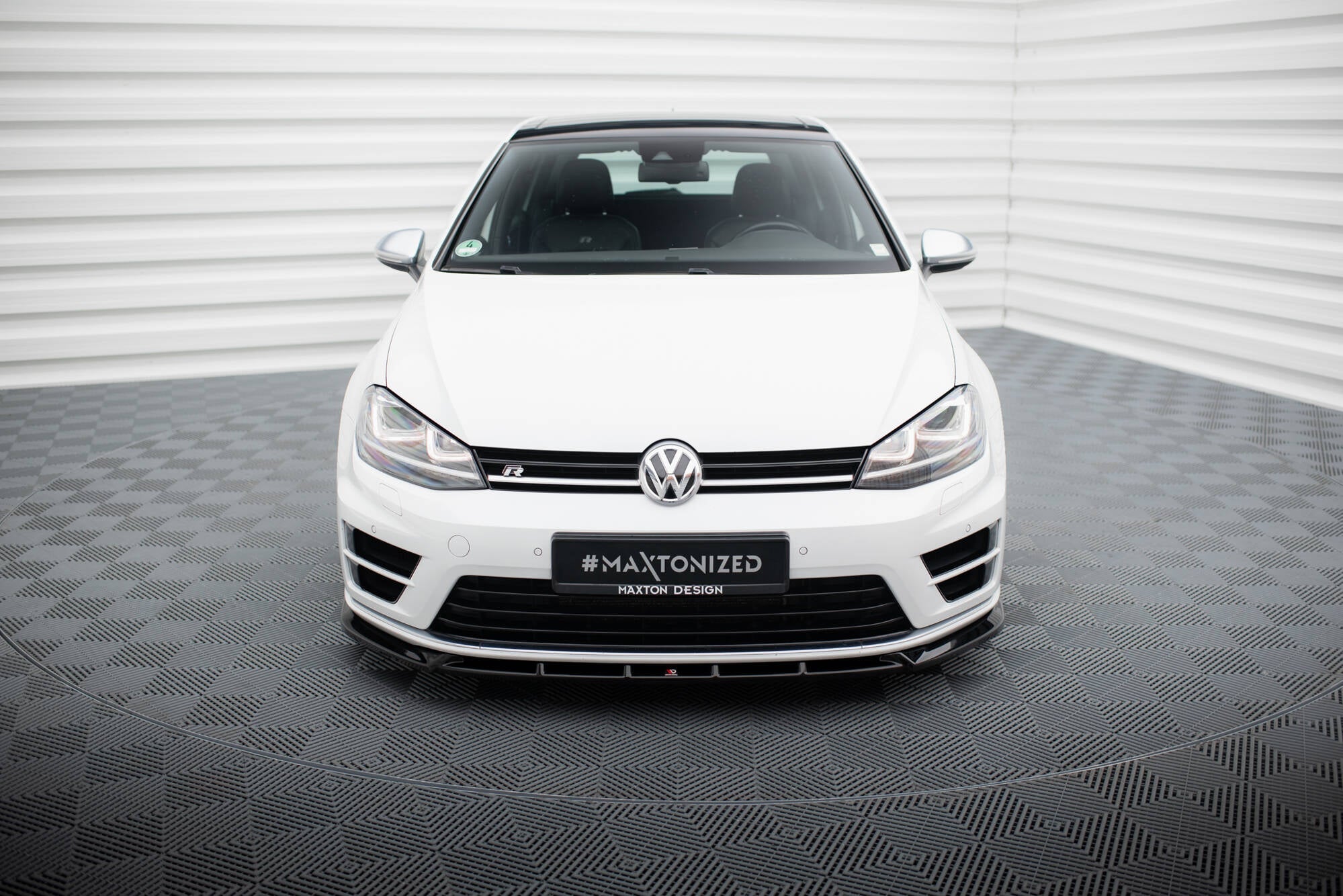 Maxton Design - Frontlippe V5 für VW Golf R / R - Line Mk7 - Aerowerk.