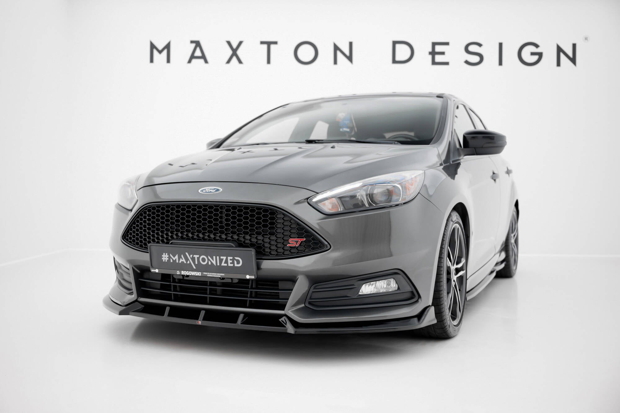 Maxton Design - Frontlippe V6 für Ford Focus ST Mk3 Facelift - Aerowerk.