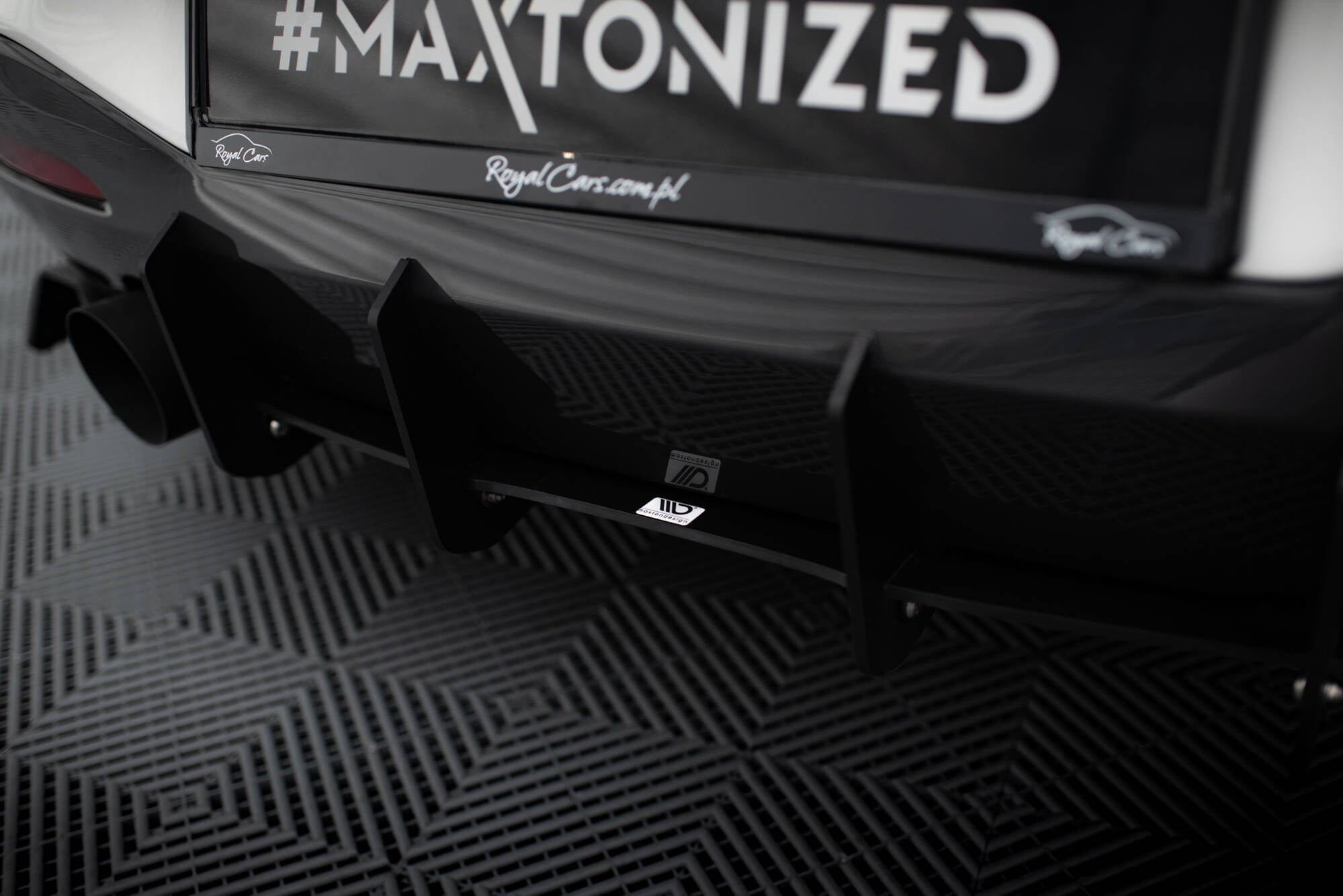 Maxton Design - für BMW 1er F20/F21 M - POWER FACELIFT - Diffusor V1 Heck Ansatz für Heckschürze für - Aerowerk.