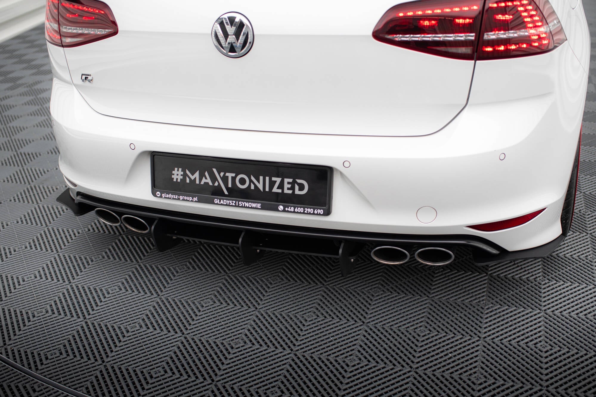 Maxton Design - für VW GOLF 7 R HATCHBACK Diffusor Heck Ansatz für Diffusor für & Heck Ansatz Flaps Diffusor für - Aerowerk.