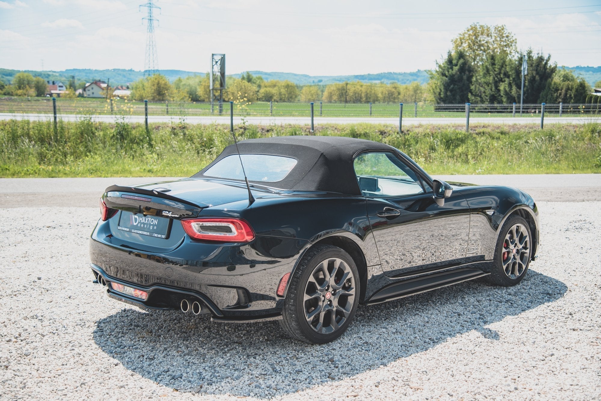 Maxton Design - Heck Ansatz Flaps Diffusor für Abarth 124 Spider - Aerowerk.