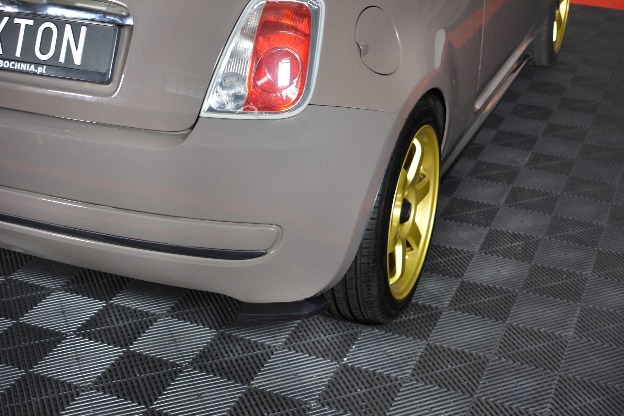 Maxton Design - Heck Ansatz Flaps Diffusor für FIAT 500 HATCHBACK vor Facelift - Aerowerk.