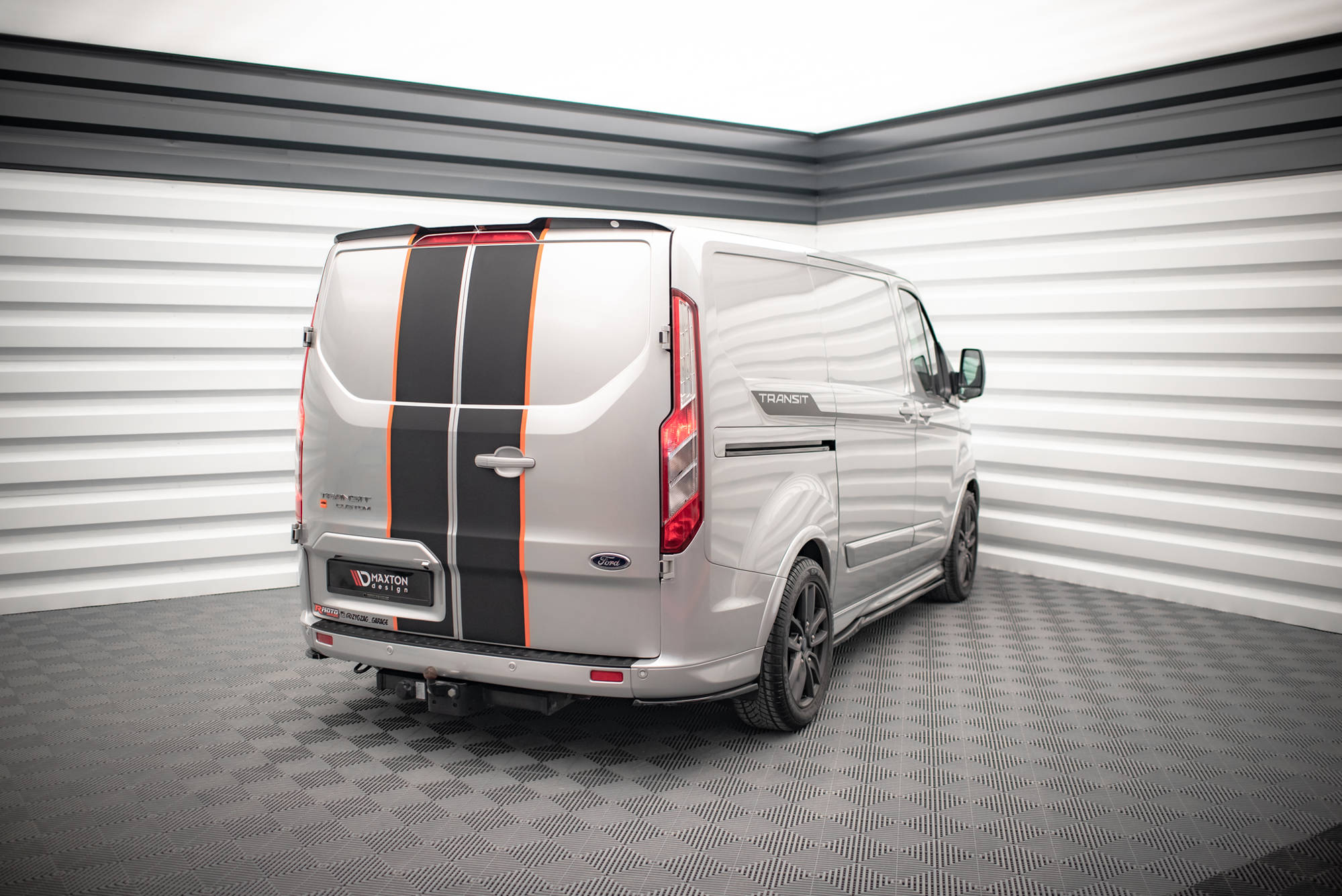Maxton Design - Heck Ansatz Flaps Diffusor für Ford Transit Custom ST - Line Mk1 Facelift - Aerowerk.