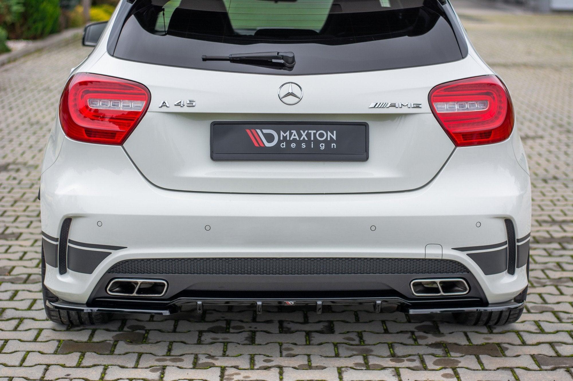 Maxton Design - Heck Ansatz Flaps Diffusor für Mercedes A45 AMG W176 - Aerowerk.