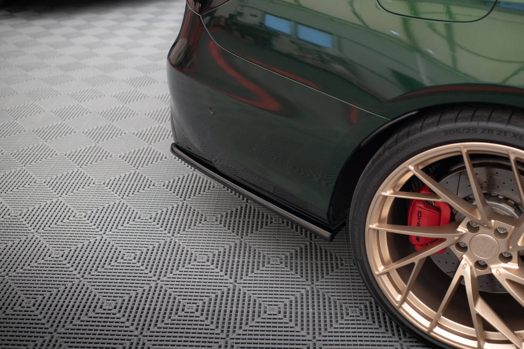 Maxton Design - Heck Ansatz Flaps Diffusor für Mercedes - AMG E63 W213 Facelift - Aerowerk.