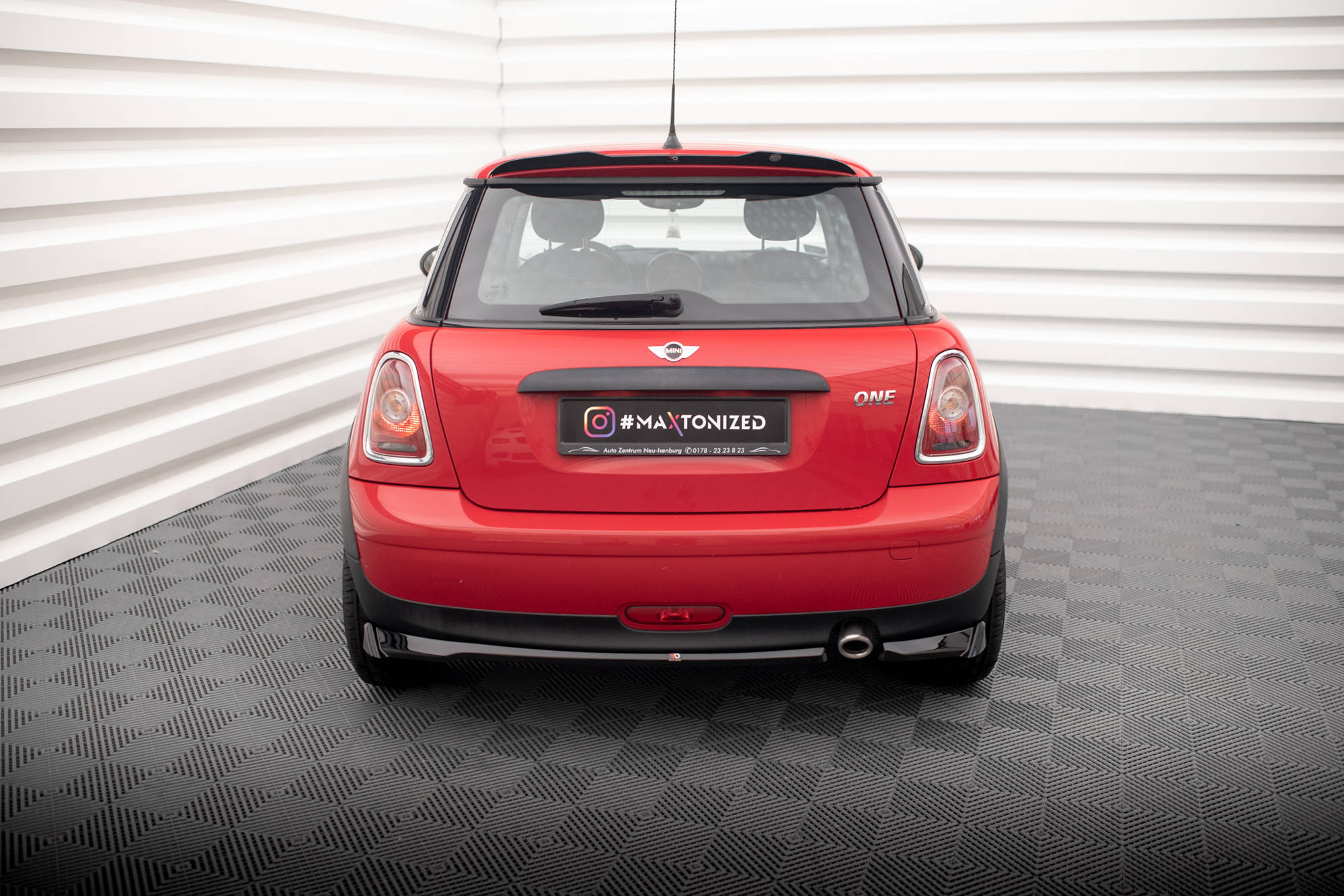 Maxton Design - Heck Ansatz Flaps Diffusor für Mini One R56 - Aerowerk.