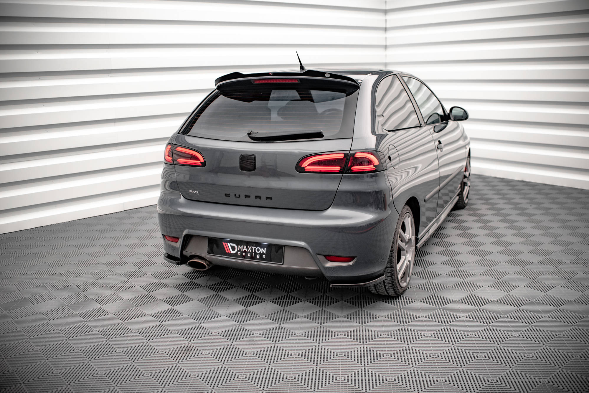 Maxton Design - Heck Ansatz Flaps Diffusor für Seat Ibiza Cupra Mk3 - Aerowerk.