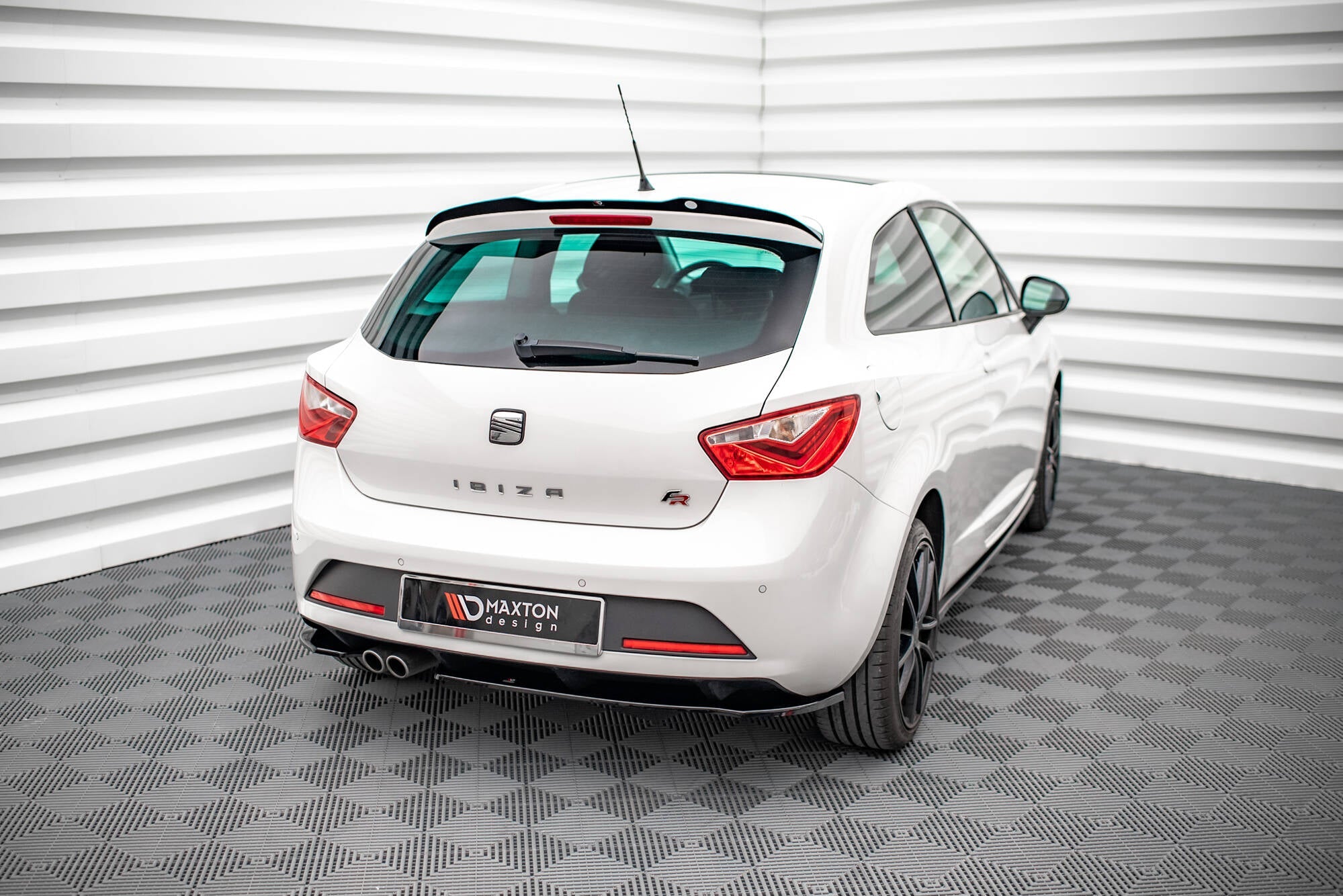 Maxton Design - Heck Ansatz Flaps Diffusor für Seat Ibiza FR SC Mk4 Facelift - Aerowerk.